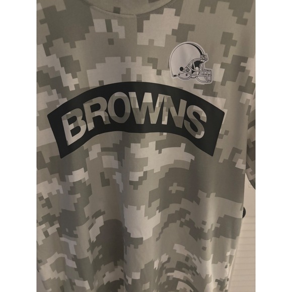 NWT NikeSalute to Service On‑Field Cleveland Browns Tee  Cam Check Pattern SZ M - Picture 3 of 9